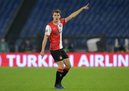 也透露出主 也透露出主