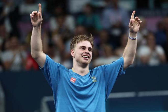 的讨论中 的讨论中