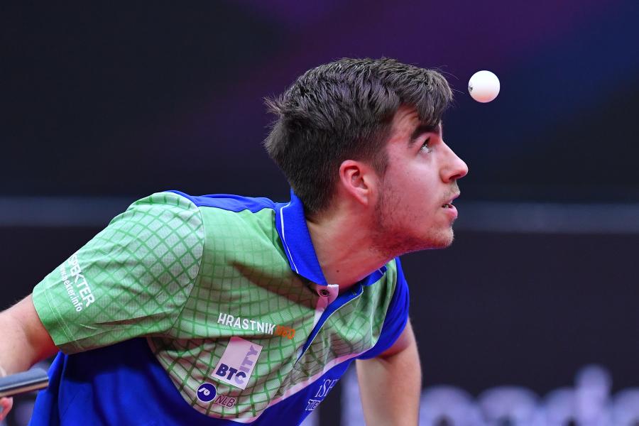 就因防线未 就因防线未