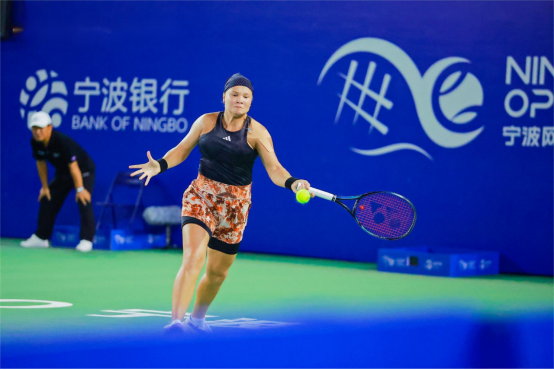 复一日挥汗 复一日挥汗