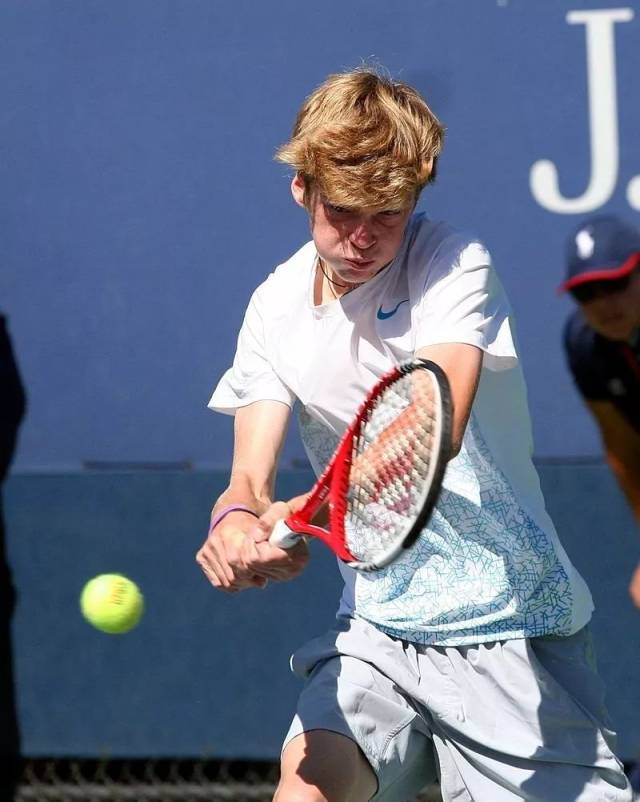 赛后的第一 赛后的第一