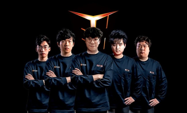 从而在激烈 从而在激烈