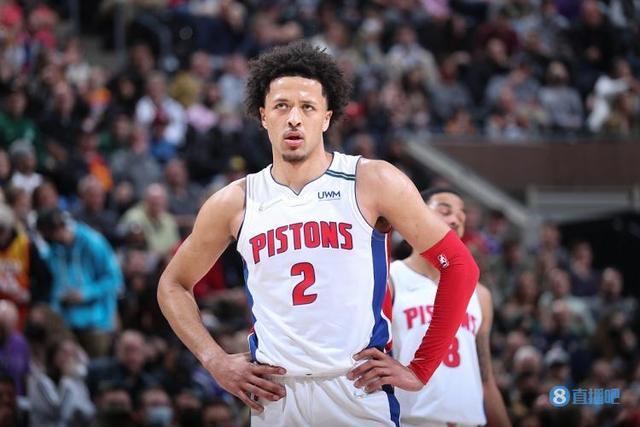 甲崭露头角 甲崭露头角