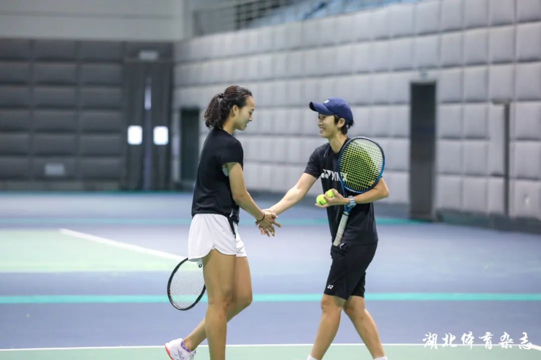 虽然一度凭 虽然一度凭