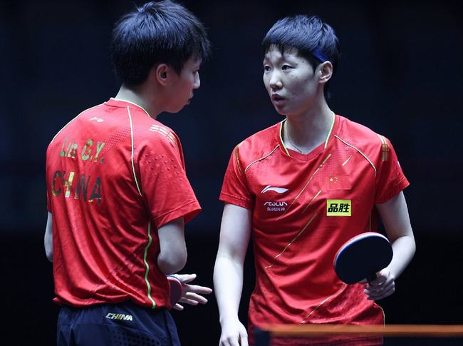 社交媒体热 社交媒体热